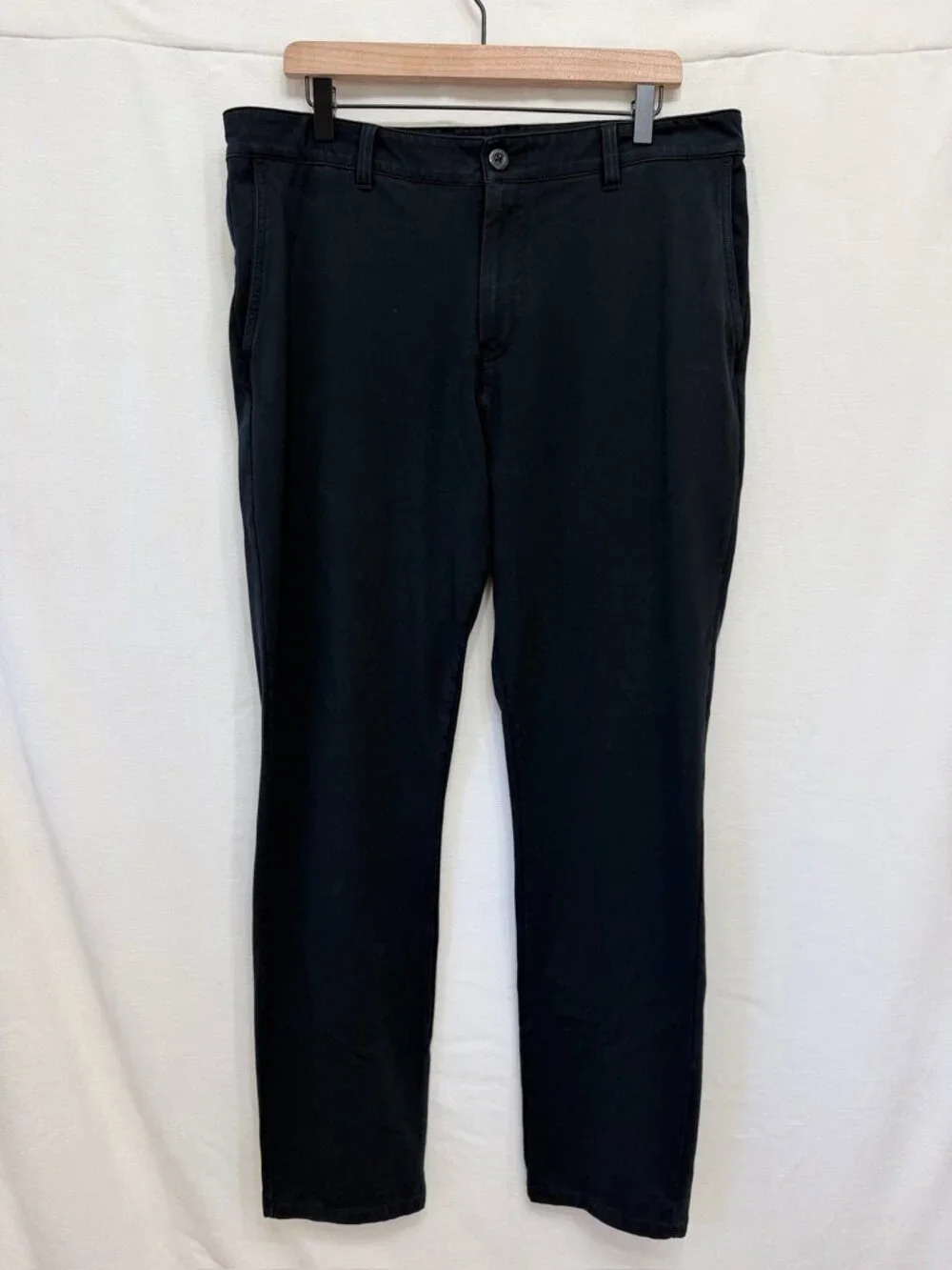 TravisMathew Right On Time Comfort Tech Chino Pants Black Size 36 x 32